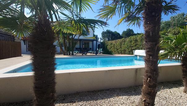 piscine Villapresqu'ile la tranche sur mer